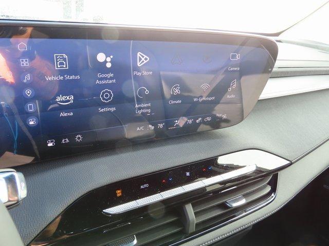 Vehicle image 41 of 85