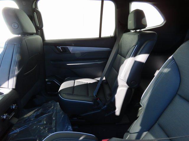 Vehicle image 35 of 85