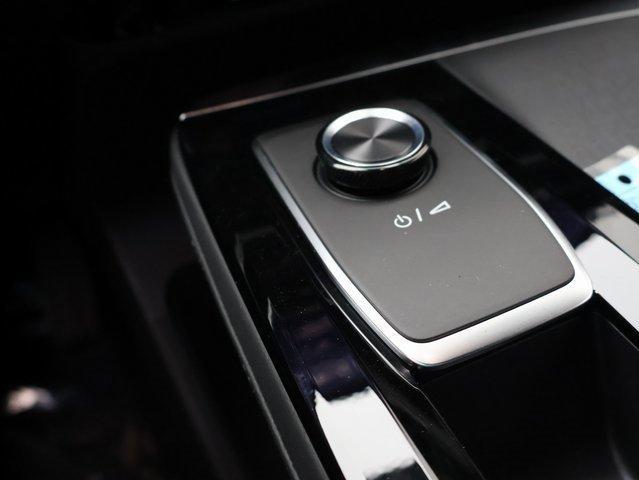 Vehicle image 45 of 57