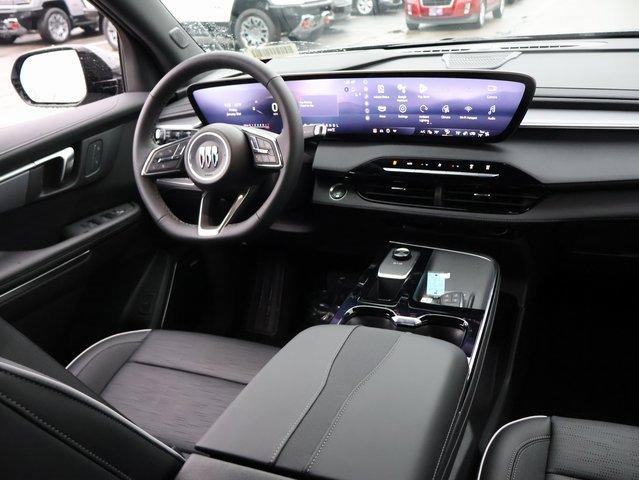Vehicle image 32 of 57