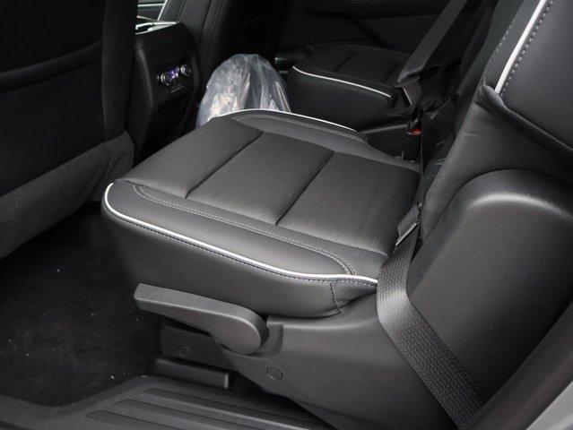 Vehicle image 39 of 57