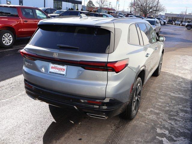 Vehicle image 8 of 66