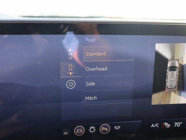 Vehicle image 46 of 66