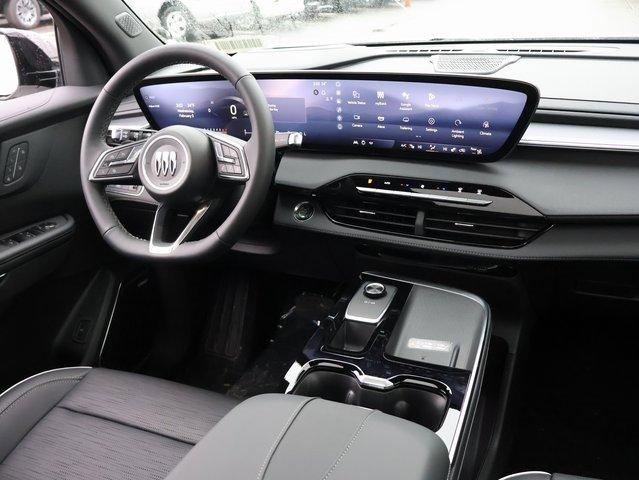 Vehicle image 34 of 62