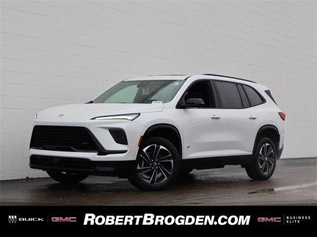 Vehicle image 4 of 62