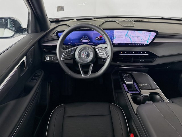 Vehicle image 27 of 45