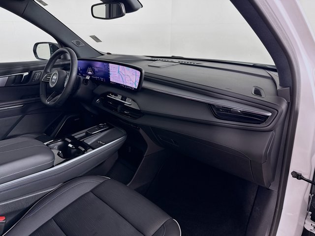 Vehicle image 36 of 45