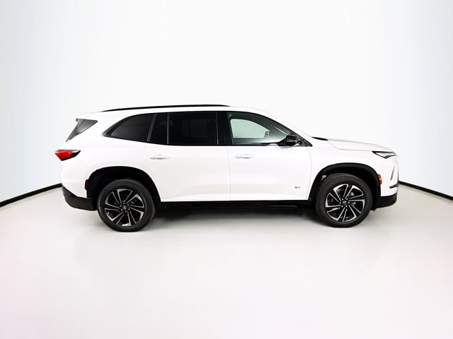 Vehicle image 4 of 45