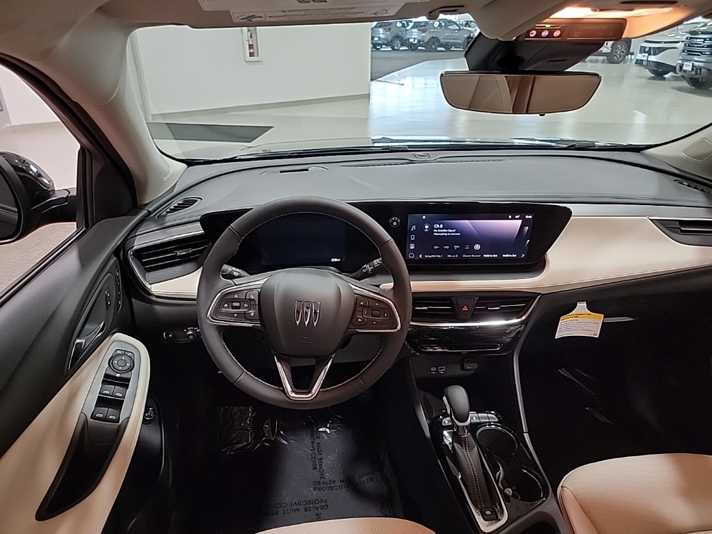 Vehicle image 15 of 28
