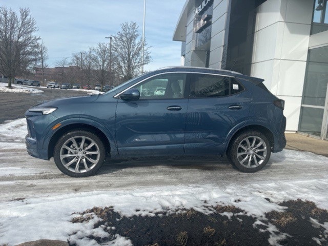 Vehicle image 7 of 23