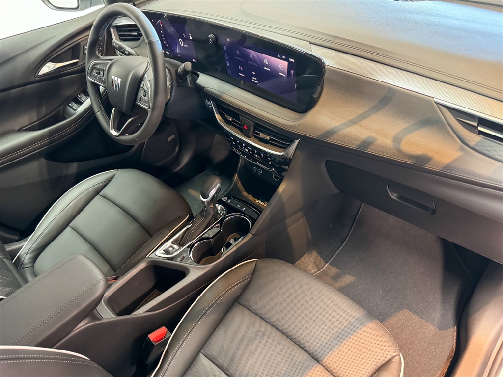 Vehicle image 22 of 46