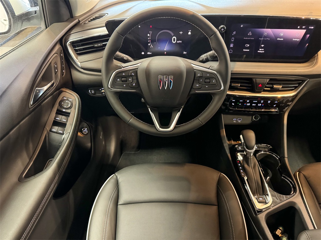 Vehicle image 27 of 46