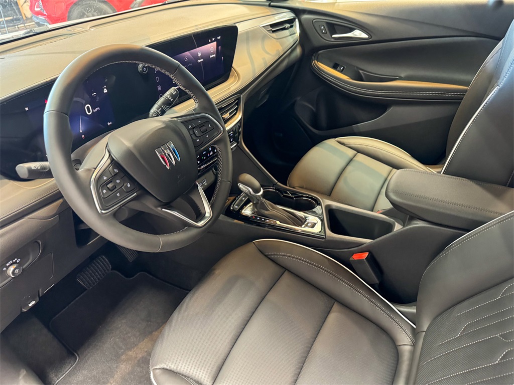Vehicle image 13 of 46