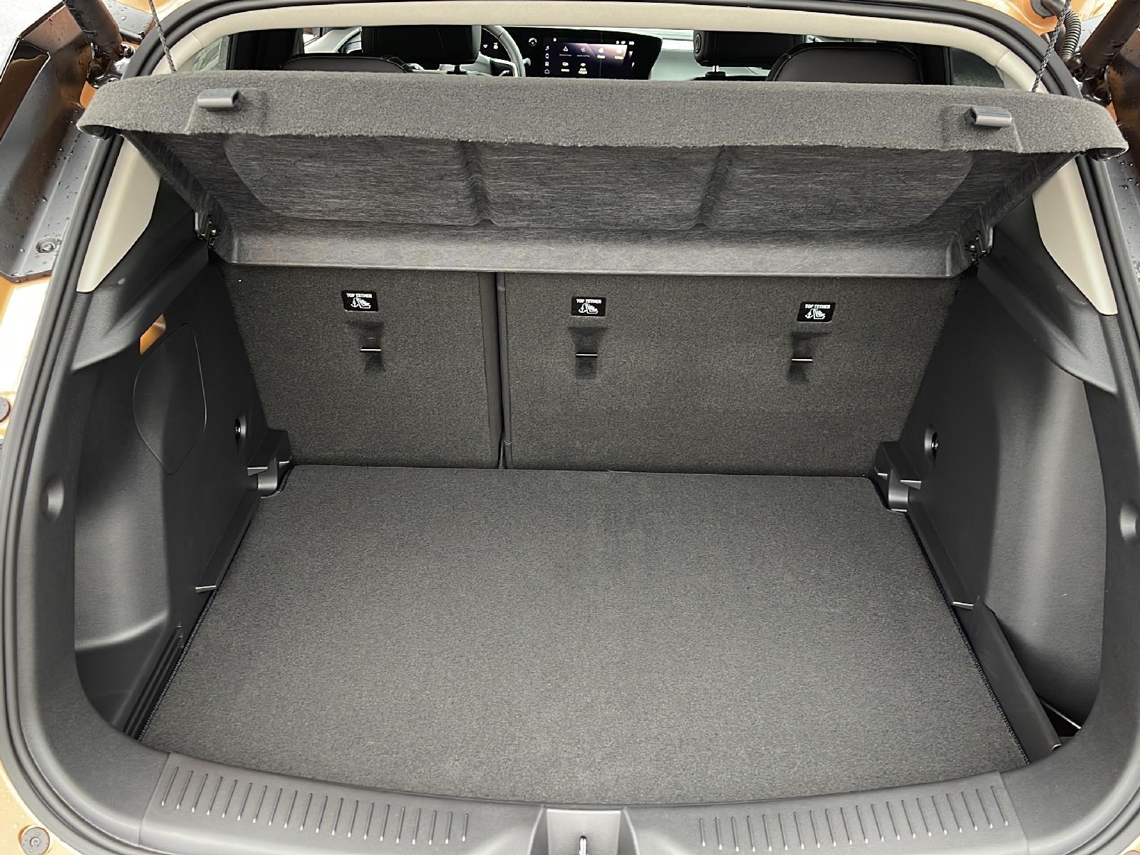 Vehicle image 10 of 26