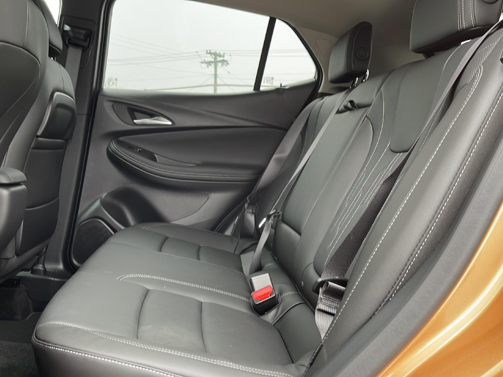 Vehicle image 11 of 26