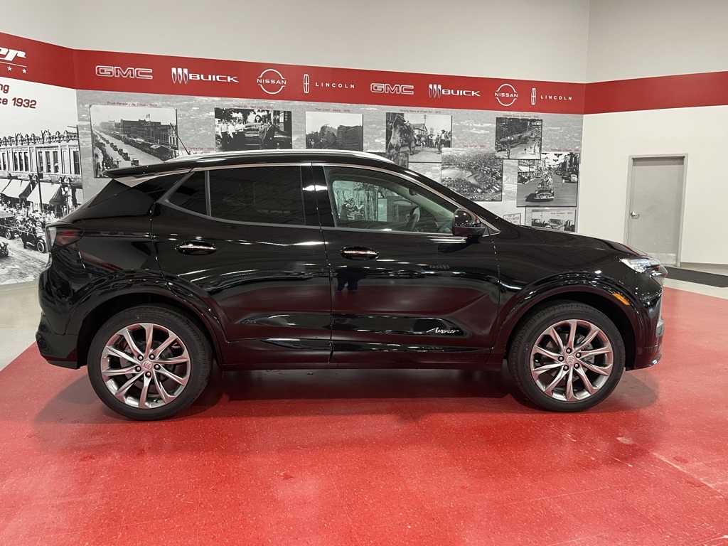 Vehicle image 7 of 36