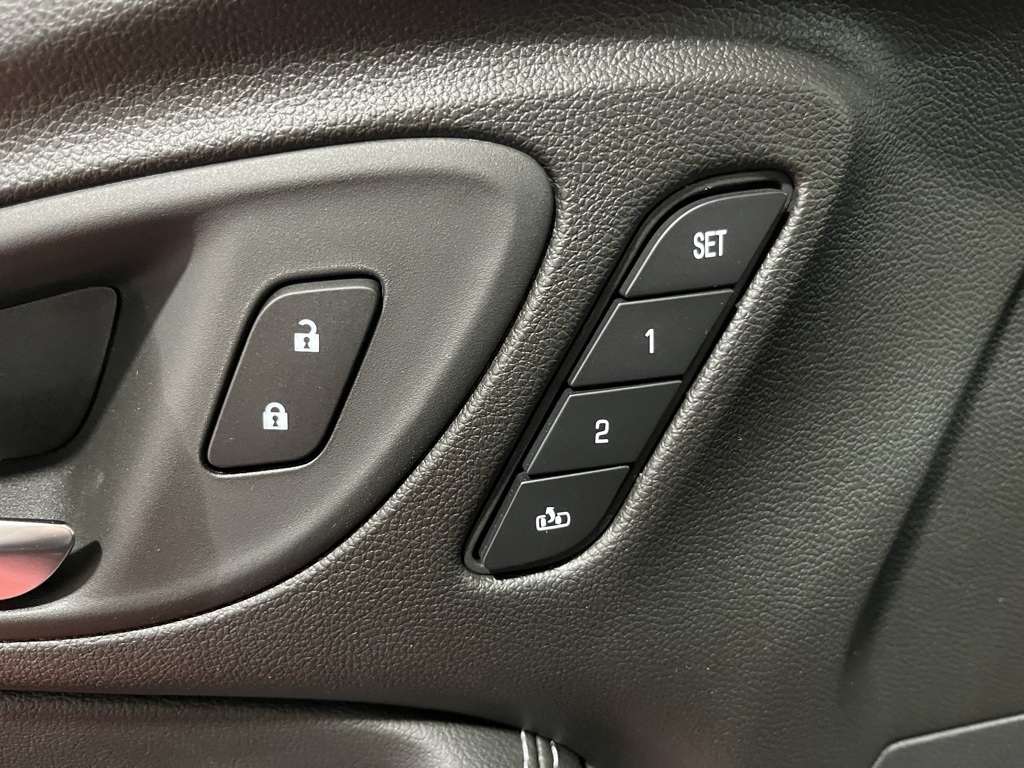 Vehicle image 19 of 36