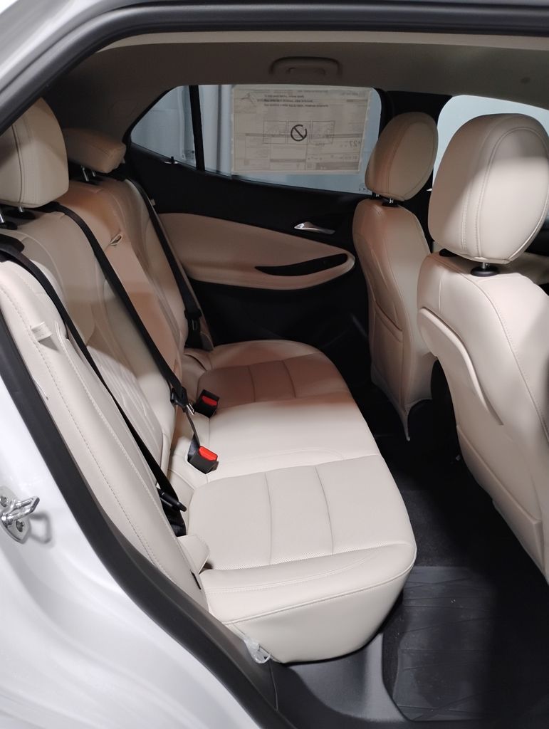 Vehicle image 12 of 51
