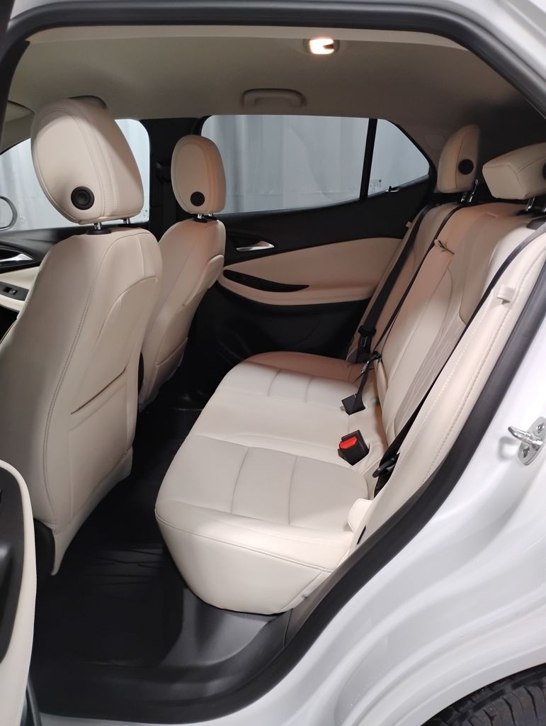 Vehicle image 14 of 51