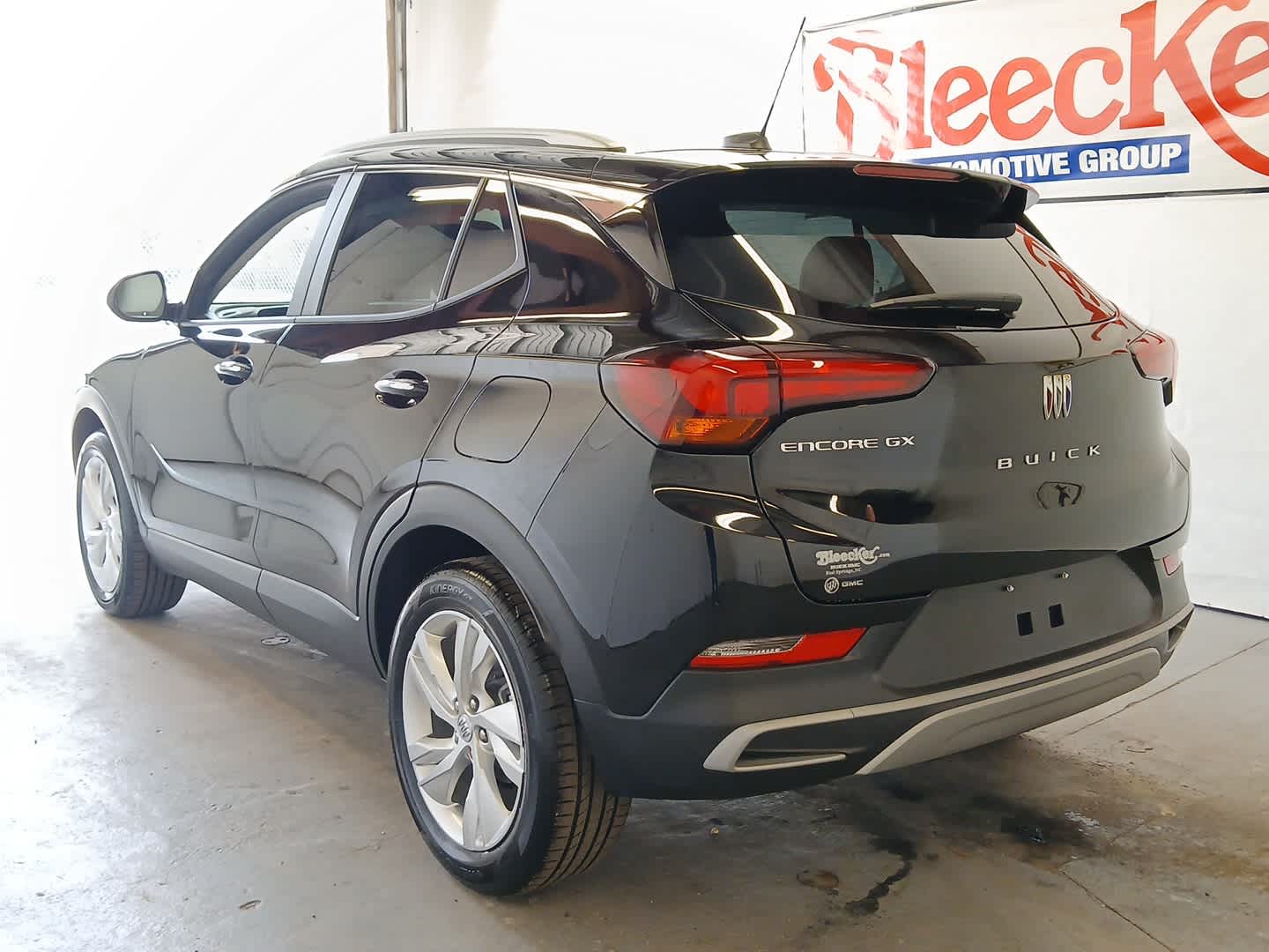 Vehicle image 6 of 53