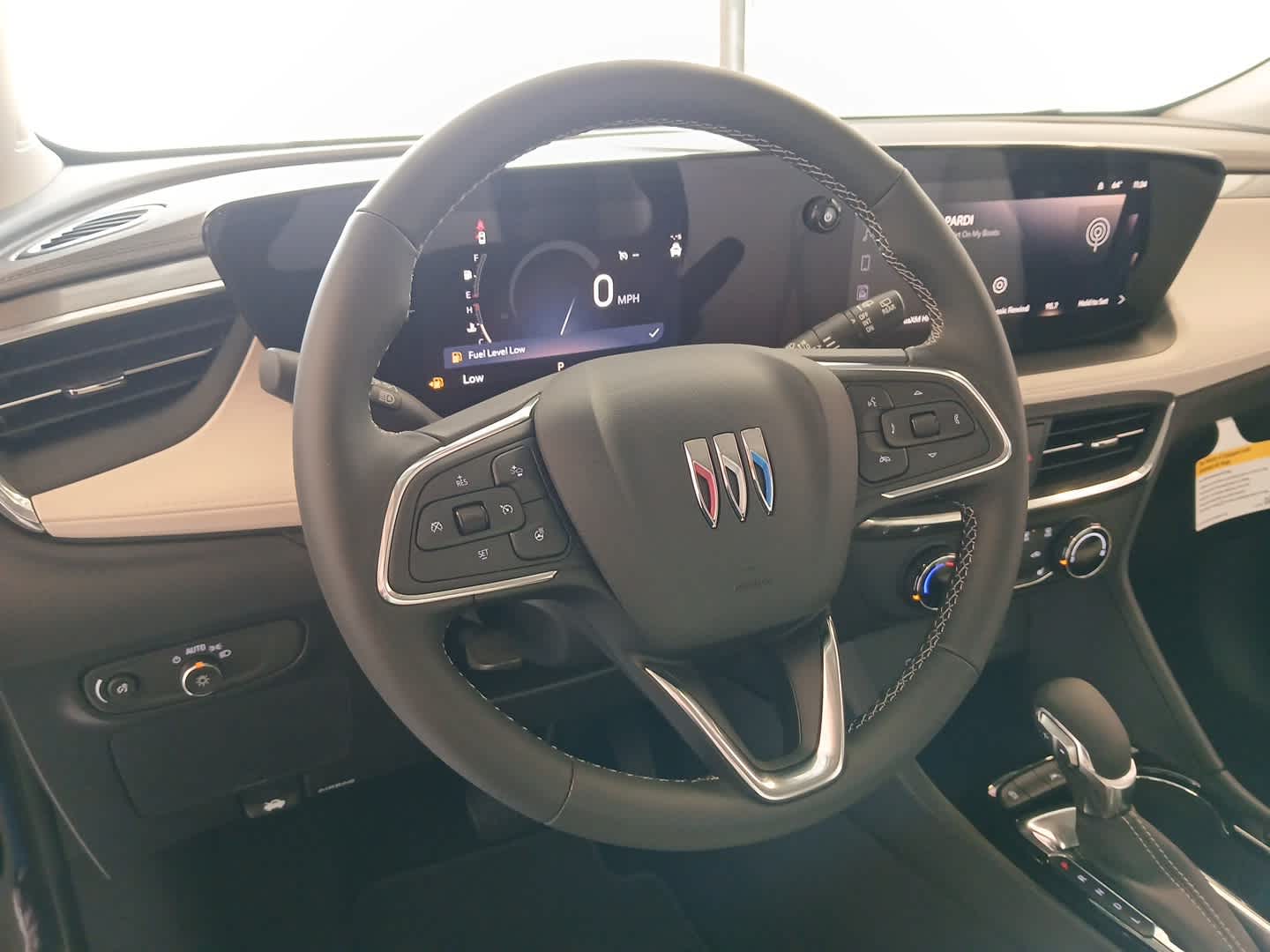 Vehicle image 14 of 53