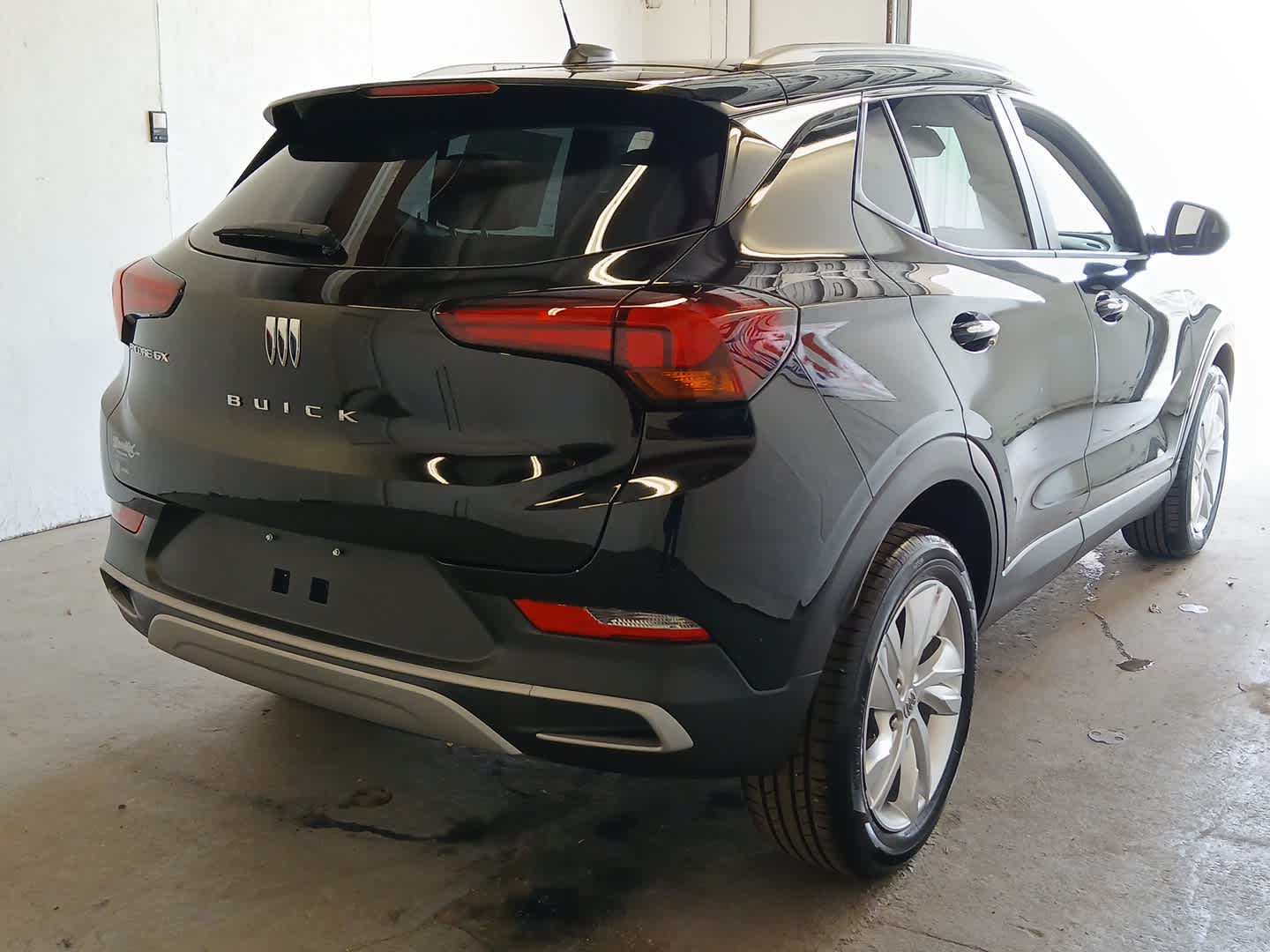 Vehicle image 4 of 53