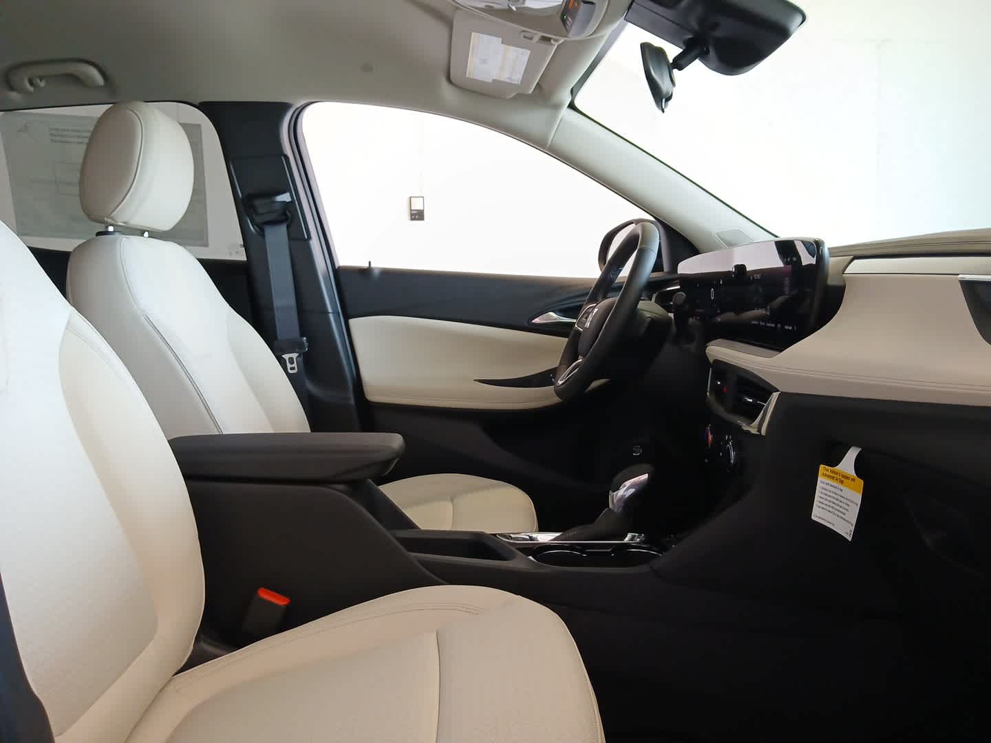Vehicle image 21 of 53