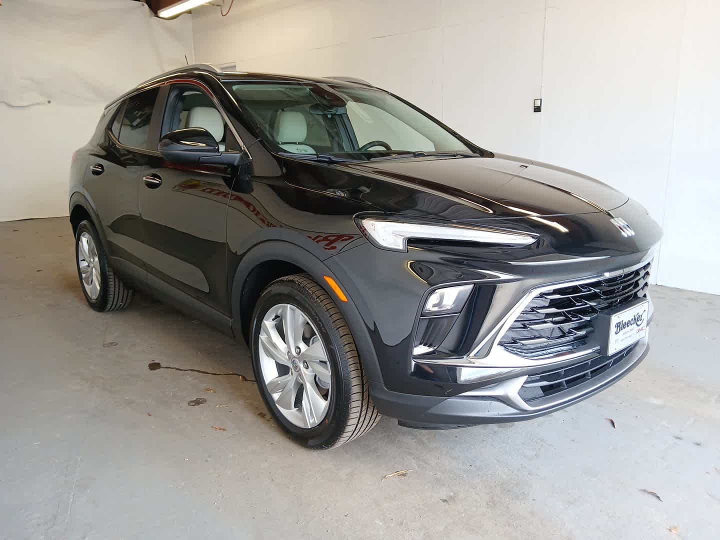 Vehicle image 3 of 53