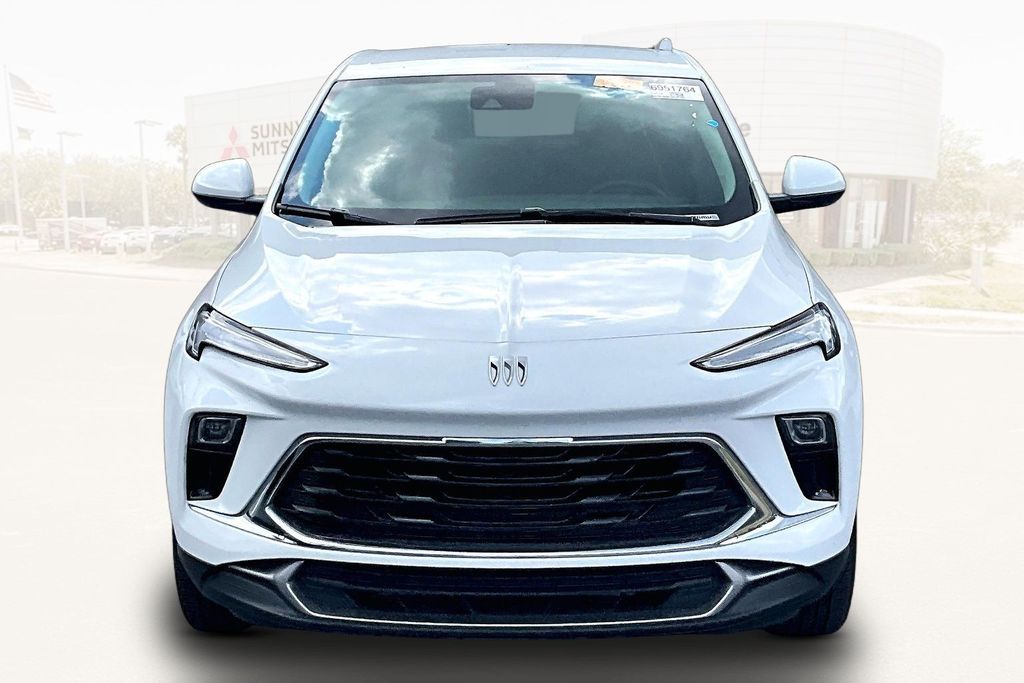 2025 Buick Encore GX Preferred Image 2 of 33
