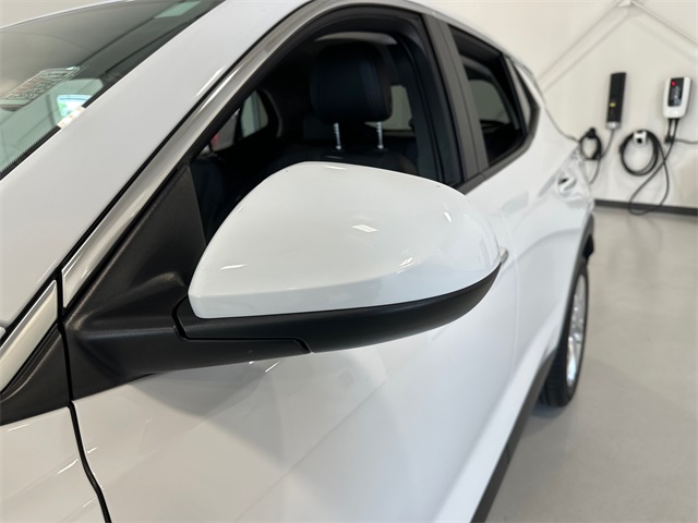 Vehicle image 12 of 33