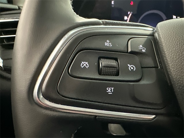 Vehicle image 19 of 33