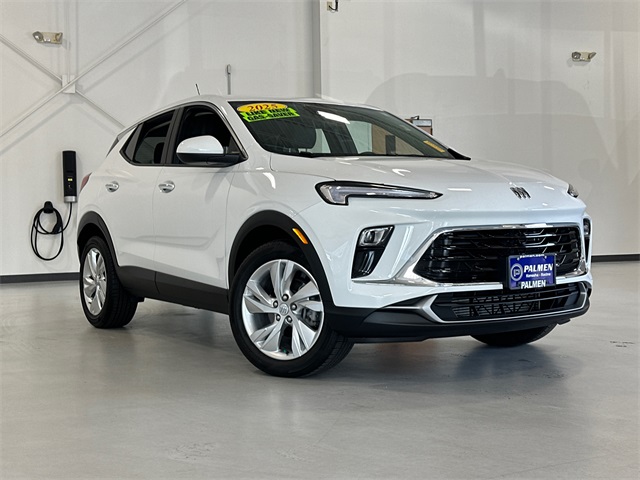 Vehicle image 4 of 33