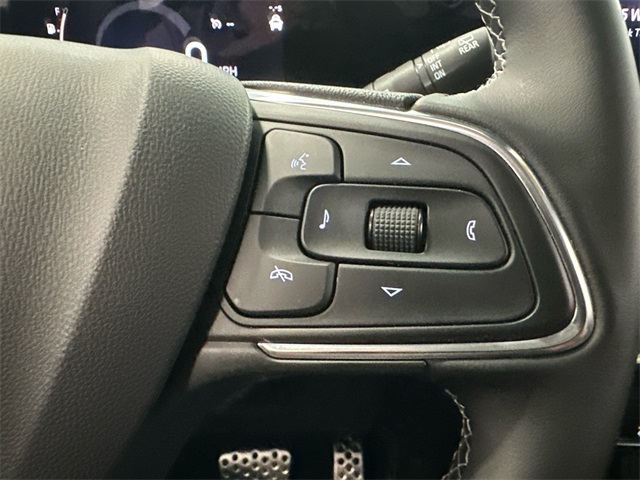 Vehicle image 20 of 33