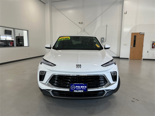 Vehicle image 2 of 33