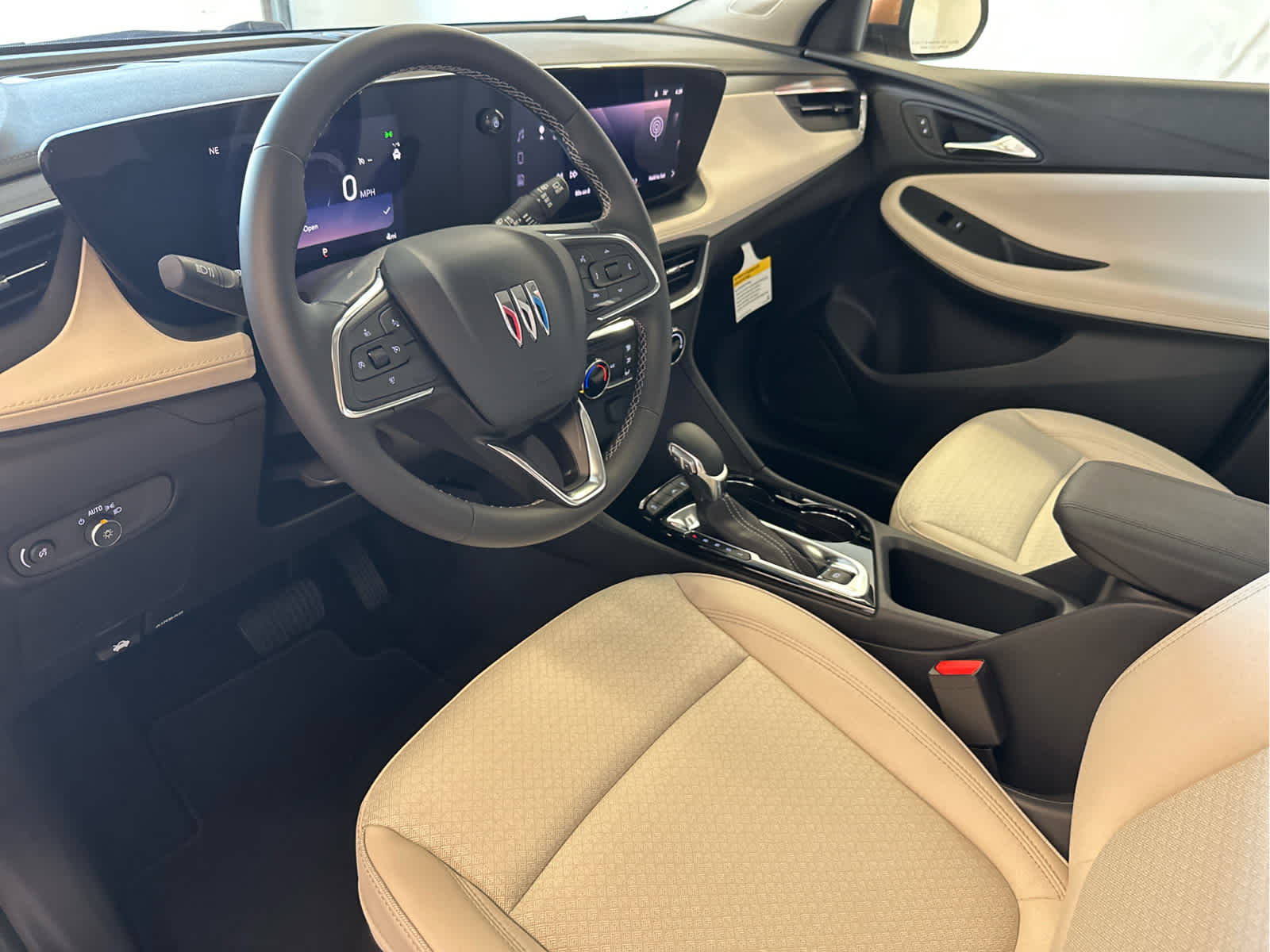 Vehicle image 15 of 48
