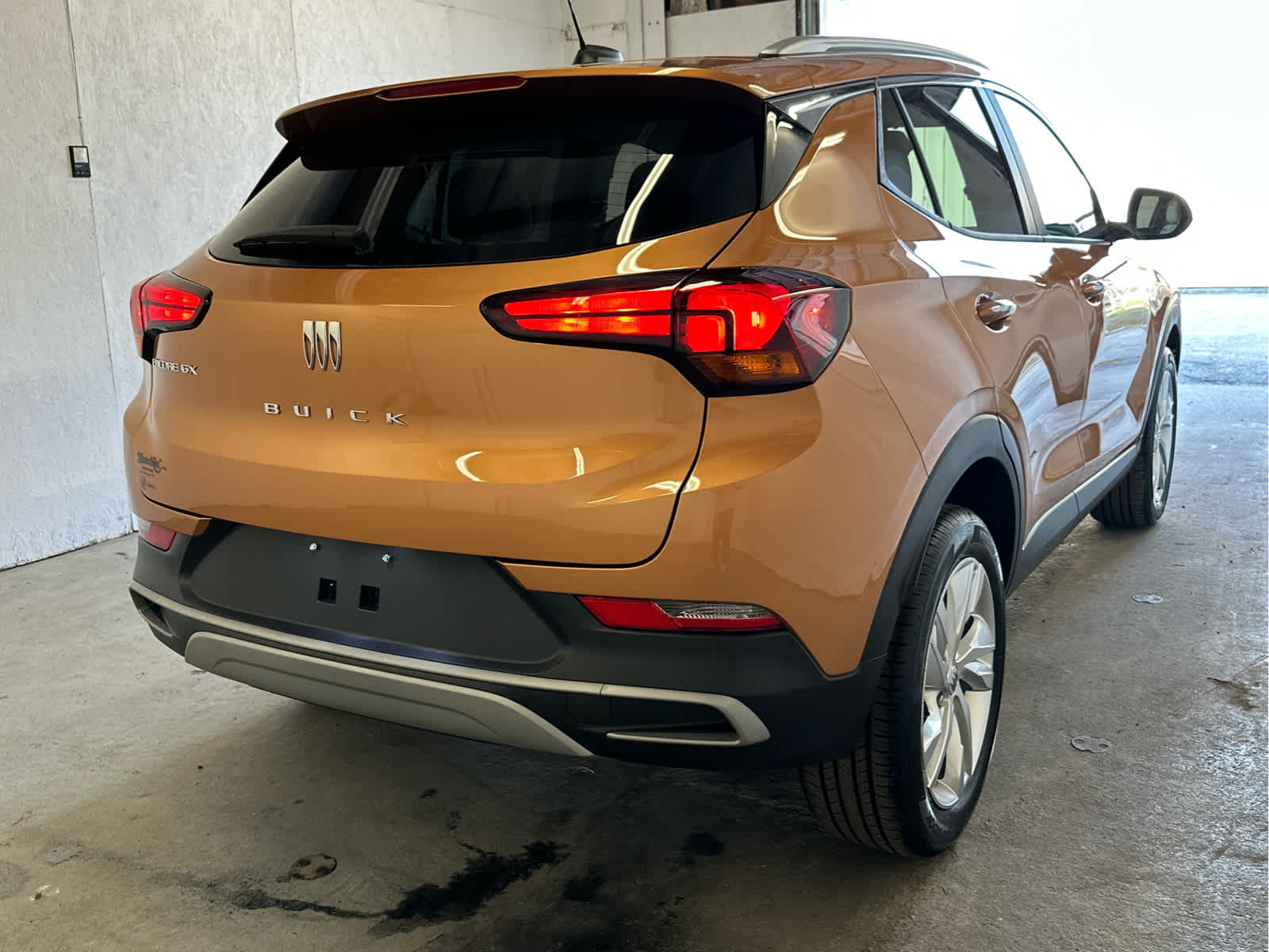Vehicle image 5 of 48