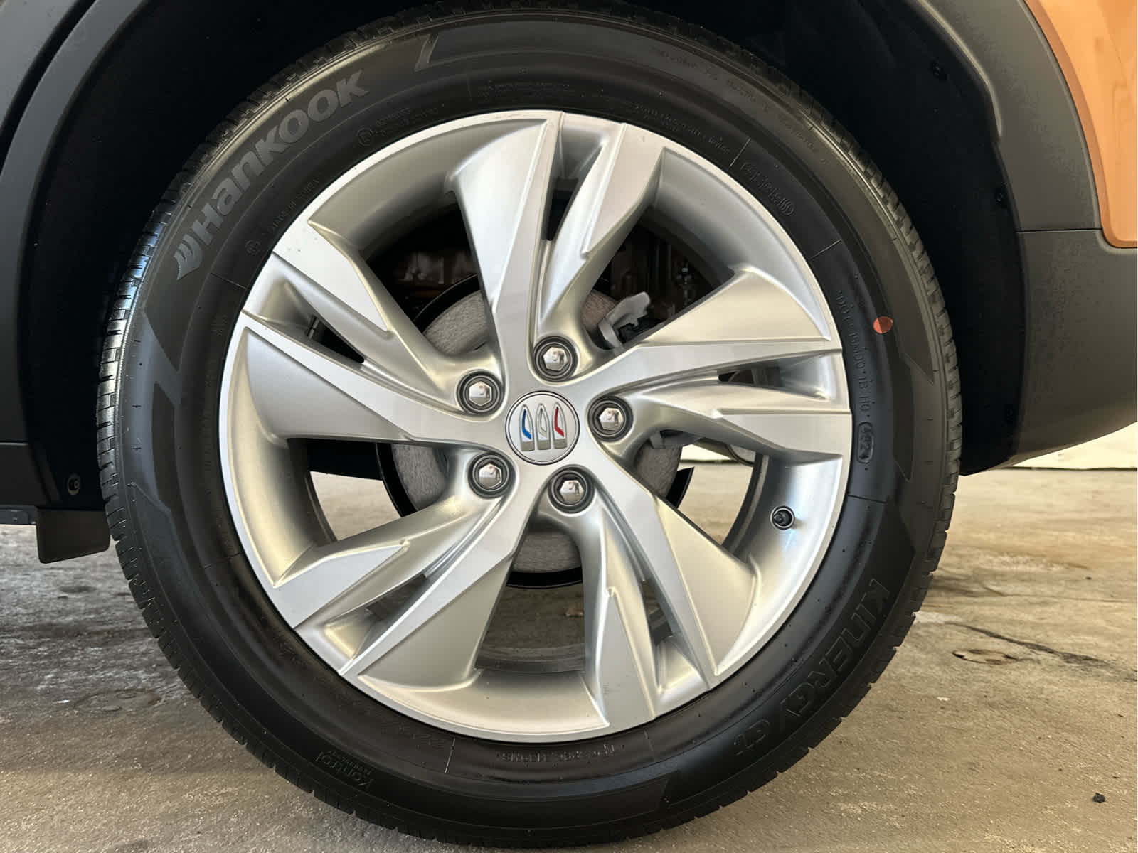Vehicle image 11 of 48