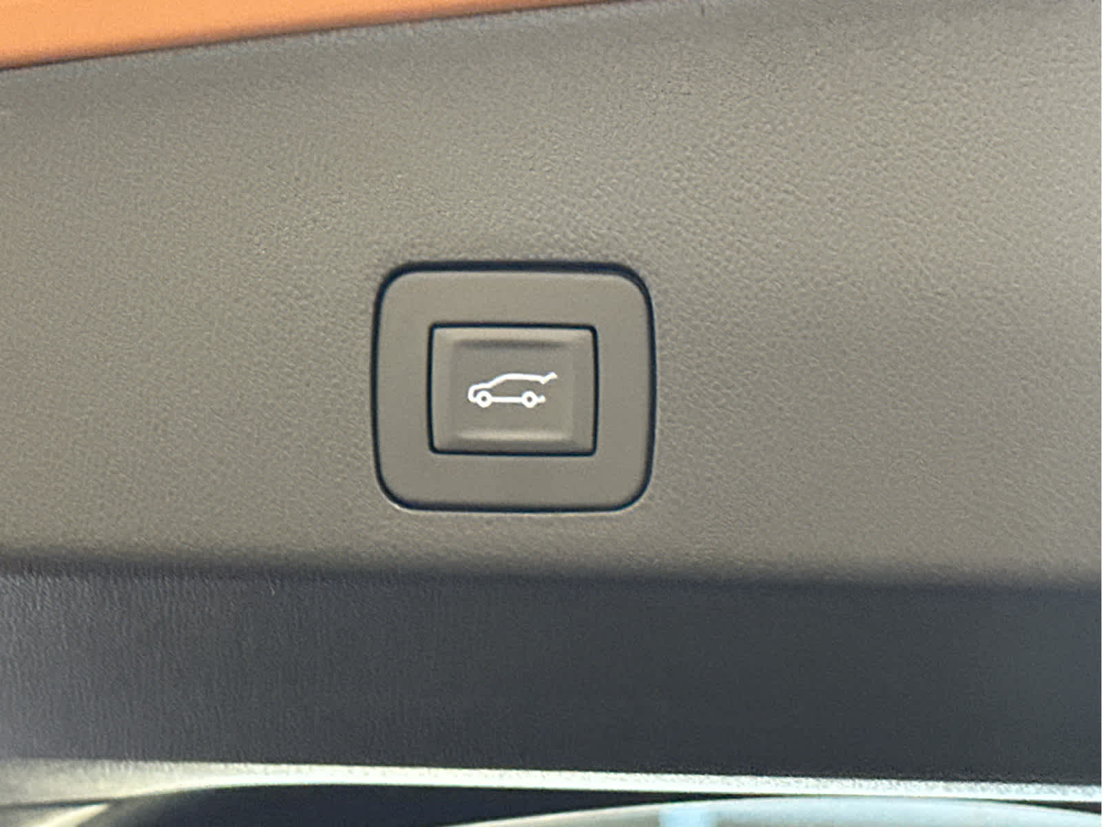 Vehicle image 10 of 48