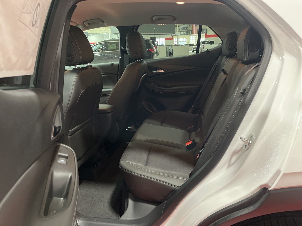 Vehicle image 11 of 30