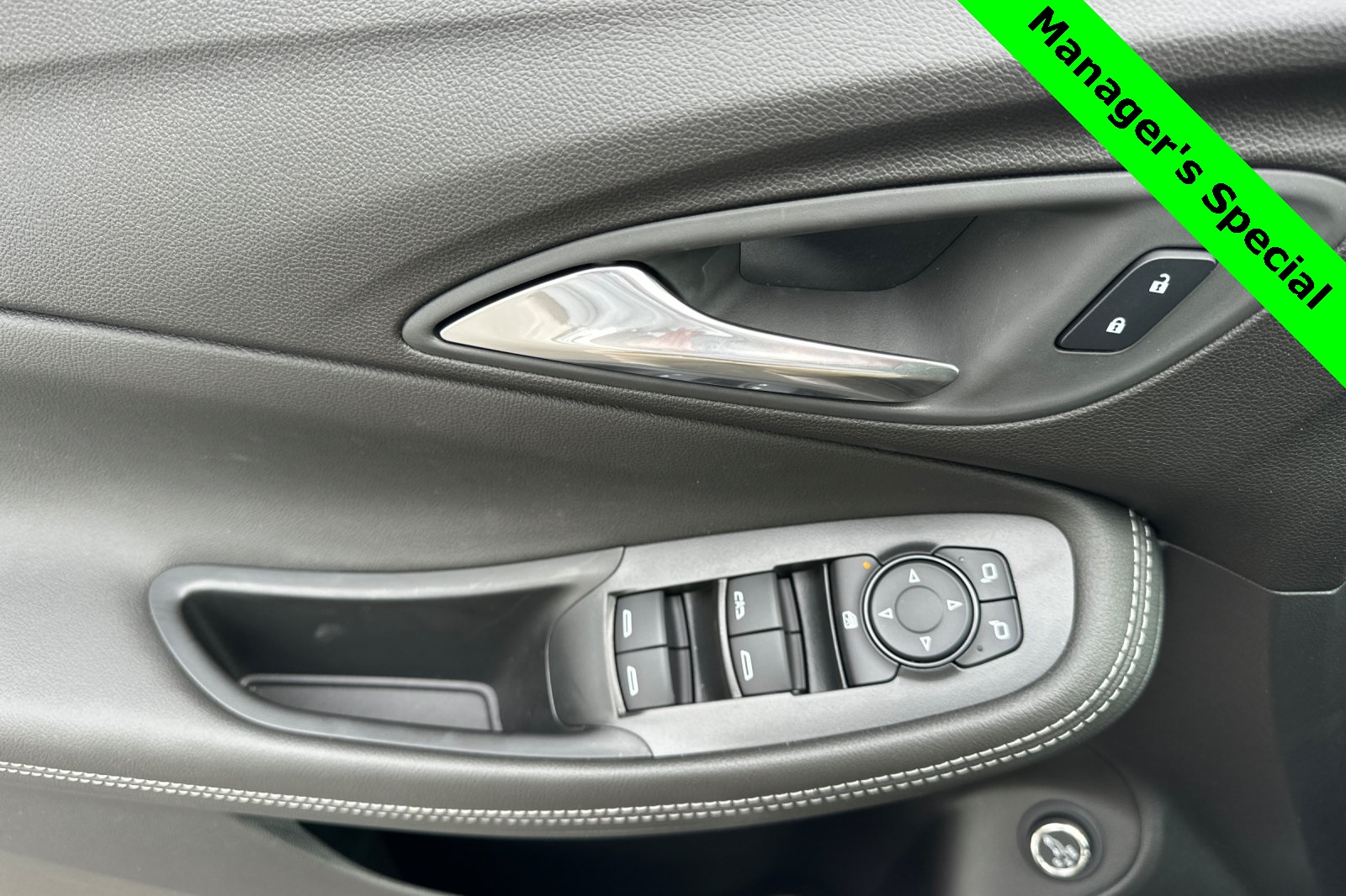 2025 Buick Encore GX Preferred Image 14 of 32