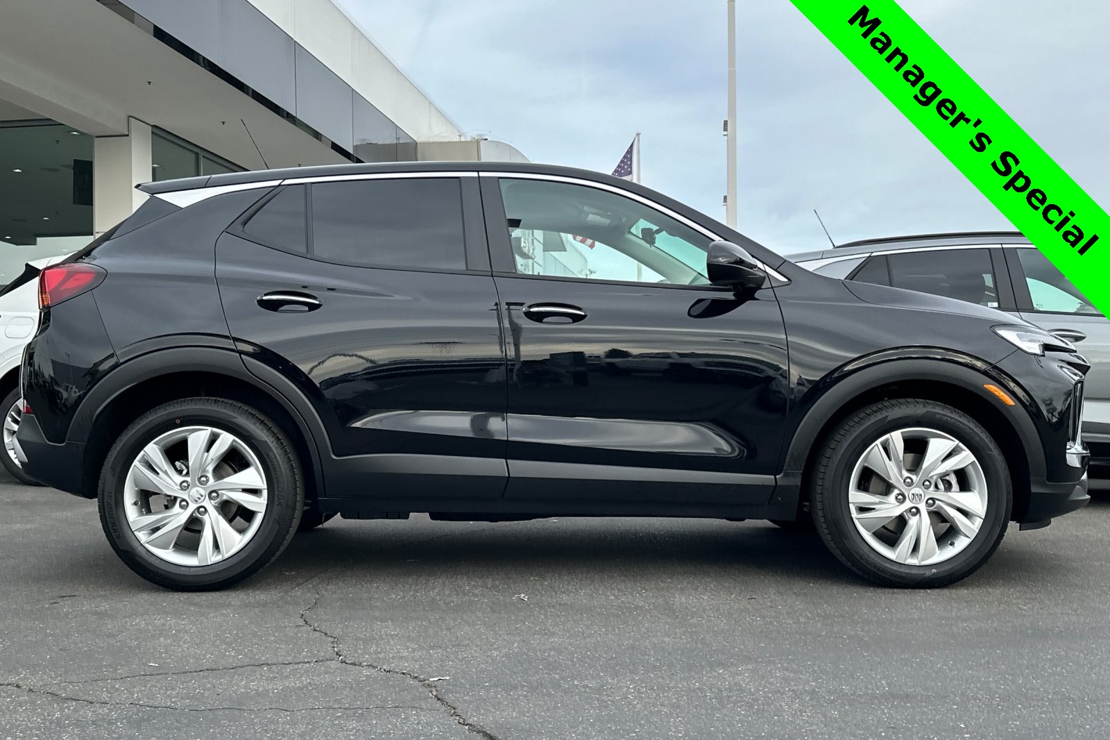 2025 Buick Encore GX Preferred Image 4 of 32