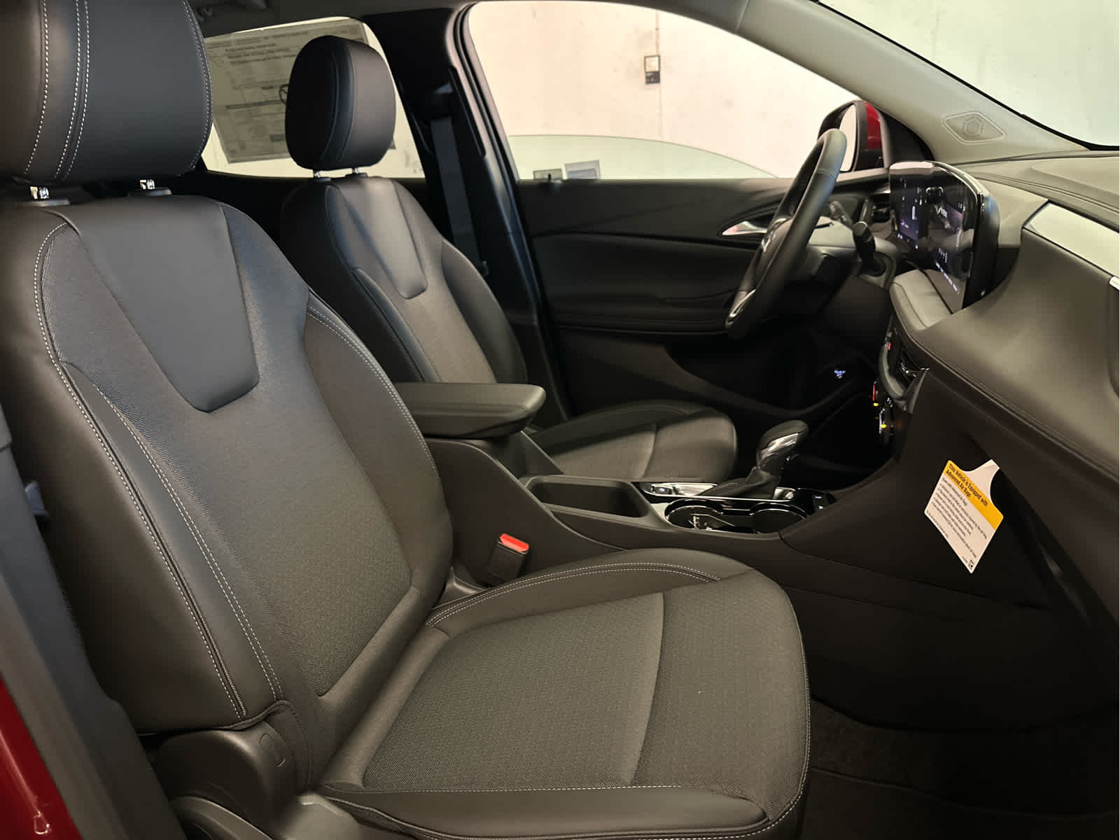 Vehicle image 29 of 49
