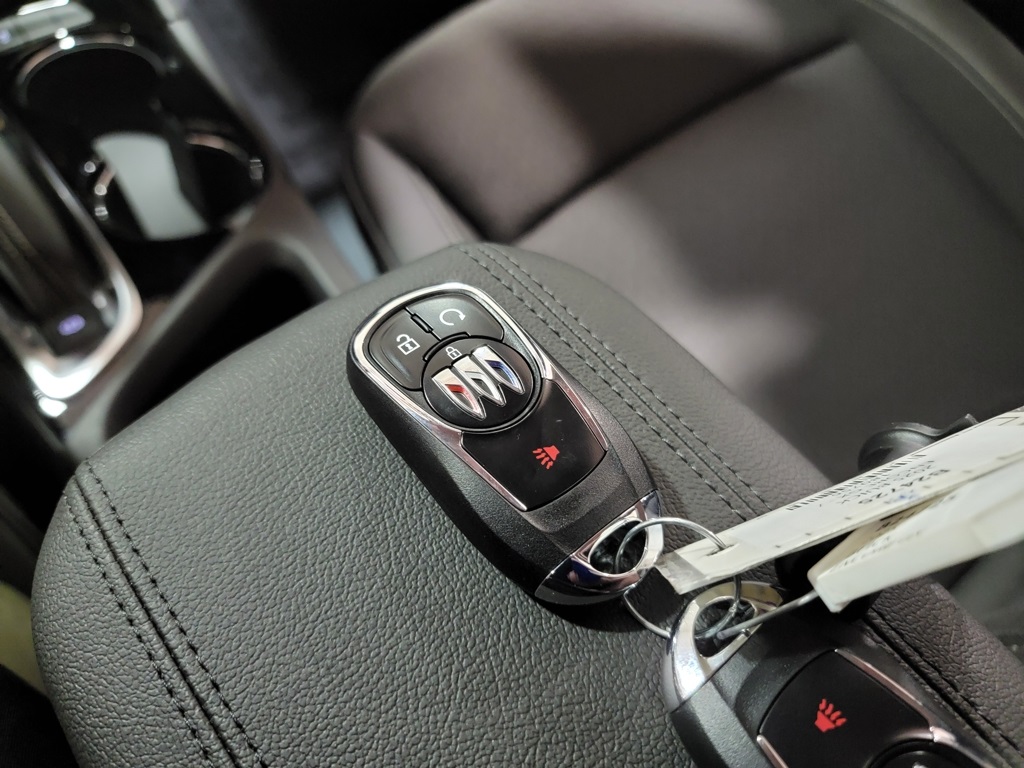 Vehicle image 20 of 30