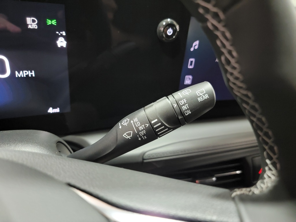 Vehicle image 26 of 30