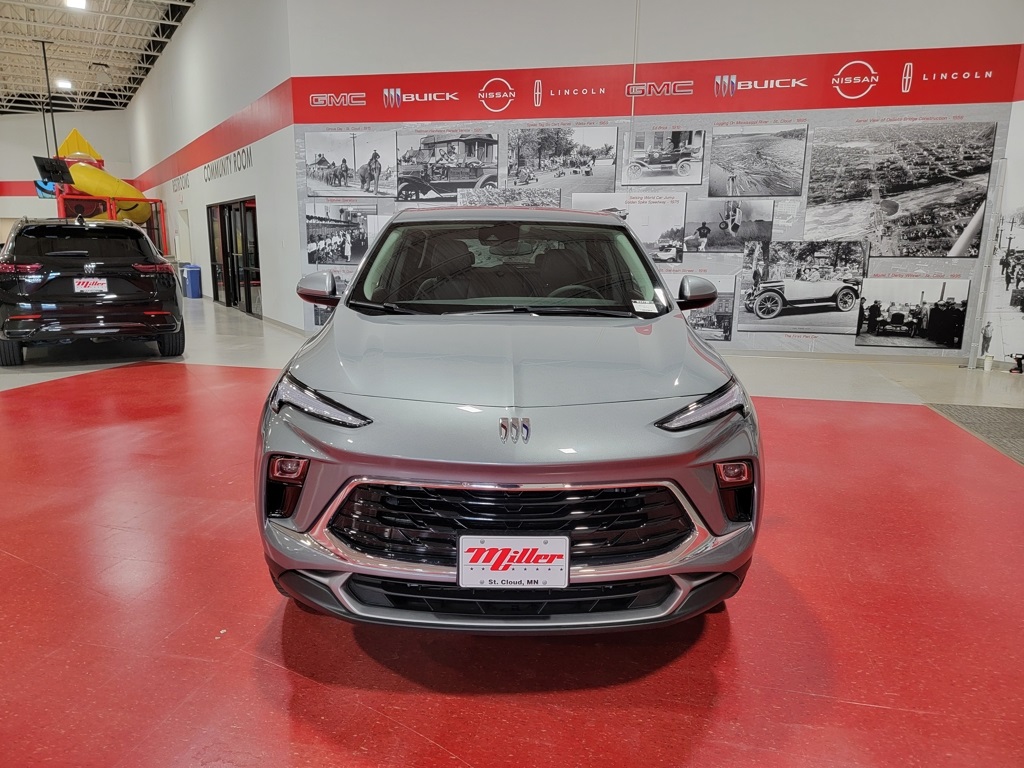 Vehicle image 4 of 30