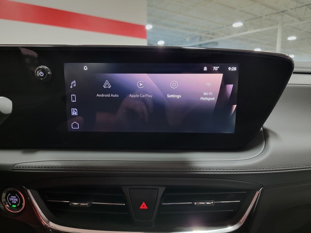 Vehicle image 22 of 30