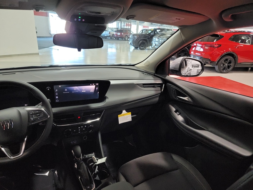 Vehicle image 16 of 30