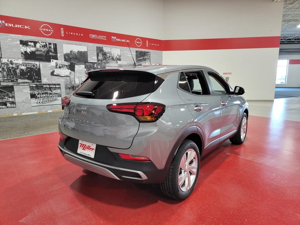 Vehicle image 3 of 30