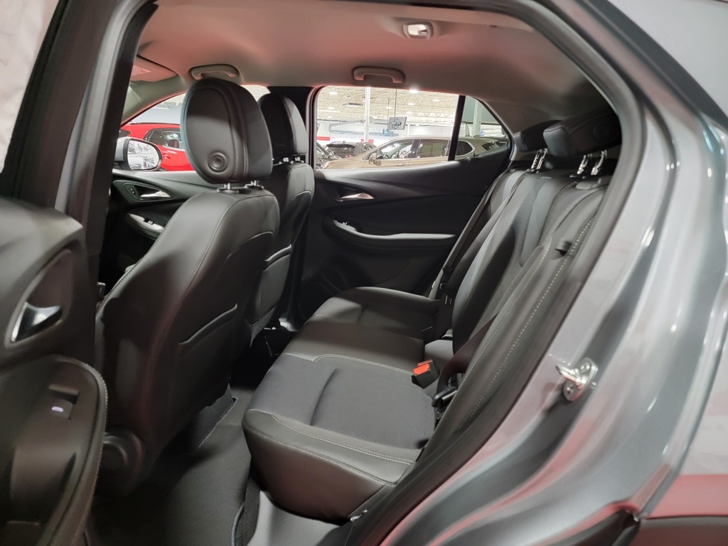 Vehicle image 19 of 30