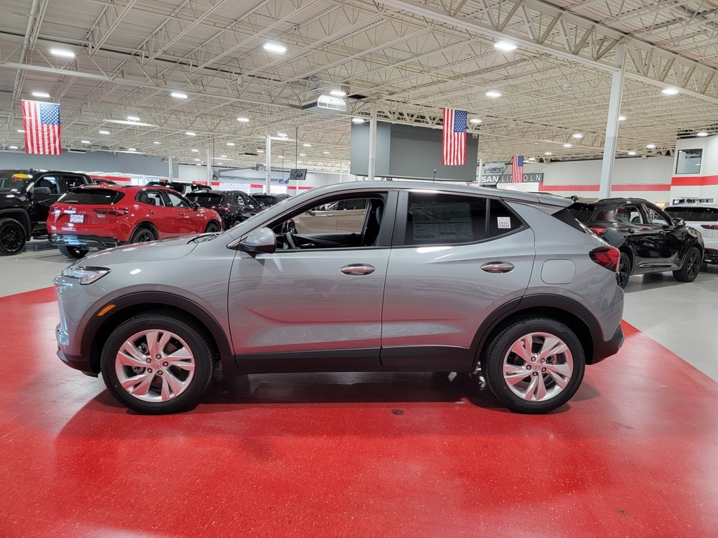 Vehicle image 2 of 30